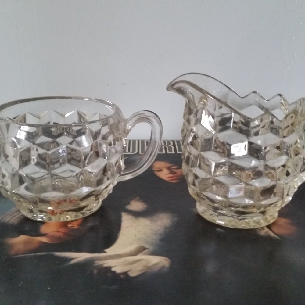 JEANNETTE GLASS COMPANY CUBE/CUBIST PATTERN CREAMER AND OPEN SUGAR BOWL VINTAGE